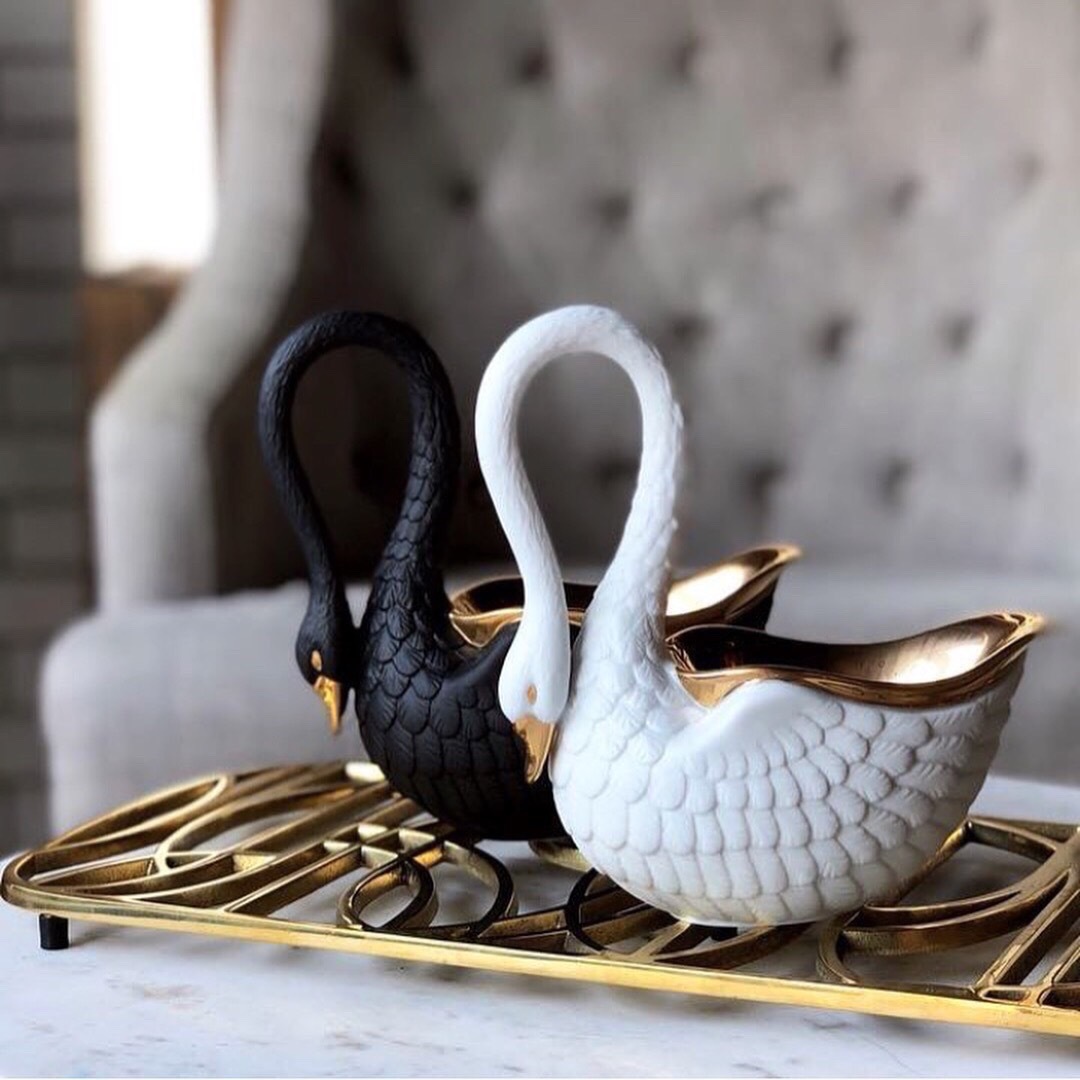 Лебедь белый S L'objet 1