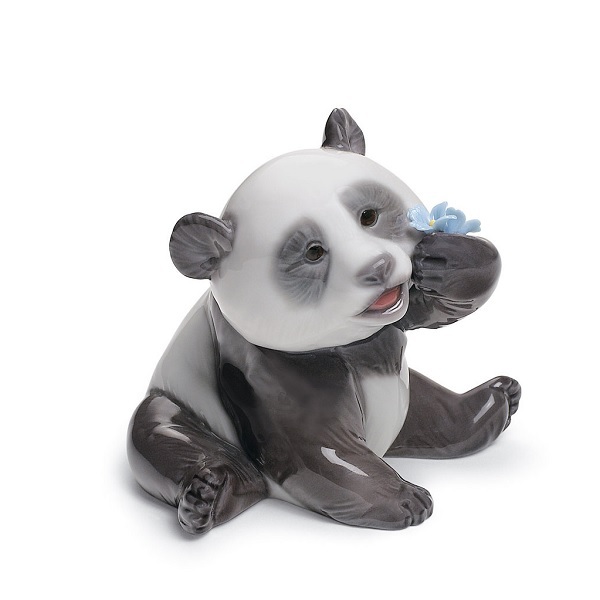 Довольная панда Lladro 2