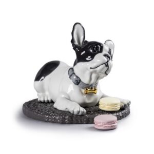 Французский бульдог с макаронс Lladro 2